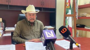Humberto Gálvez Bernal,  oficial mayor de Guasave