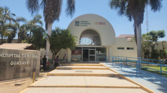Salida de camino deja tres mujeres lesionadas en El Guayabo, Guasave, Sinaloa