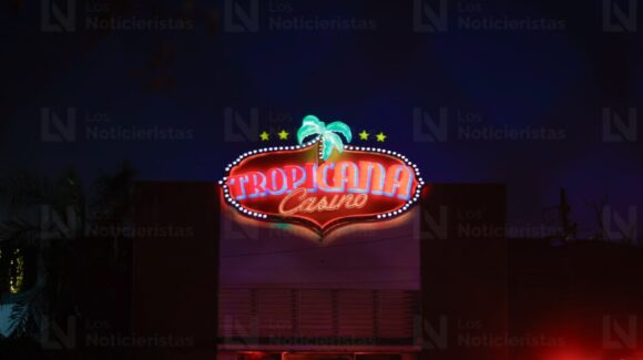 Con quemaduras importantes, pero estable se encuentra mujer víctima del incendio en casino de Culiacán: Salud