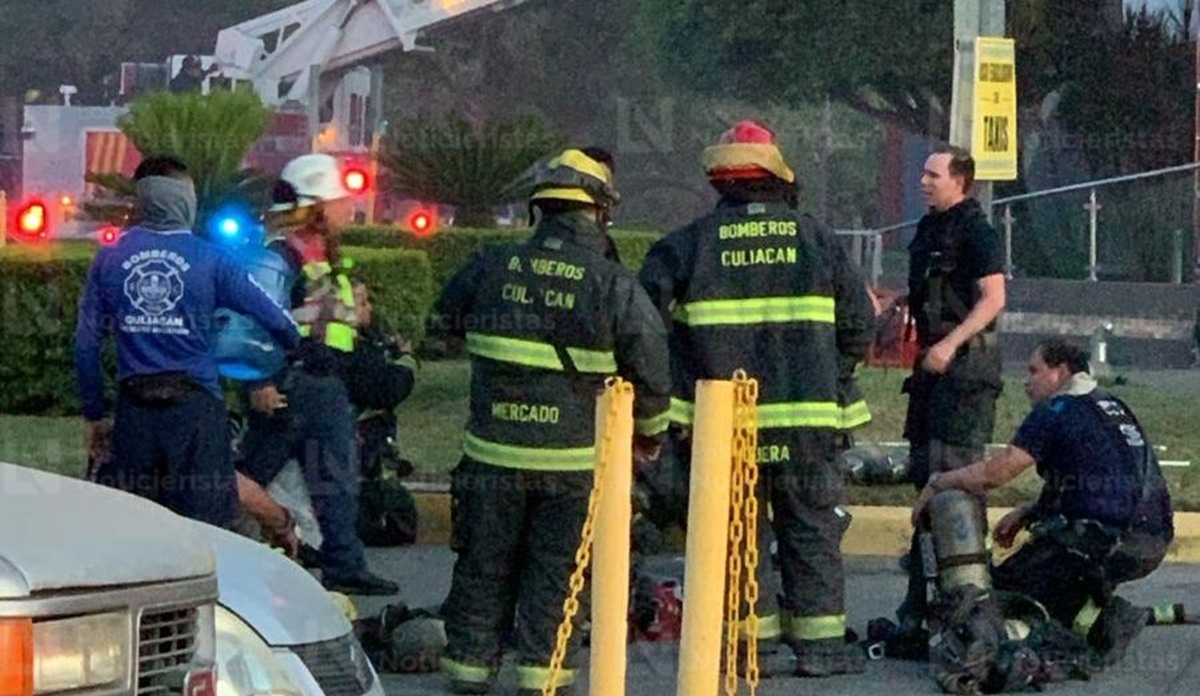 Incendian Casino Tropicana en Culiacán, Sin.
