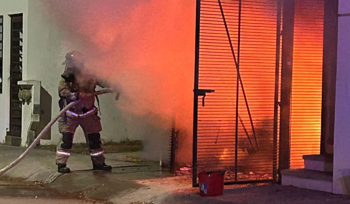 Incendio de vehículo en Mazatlán