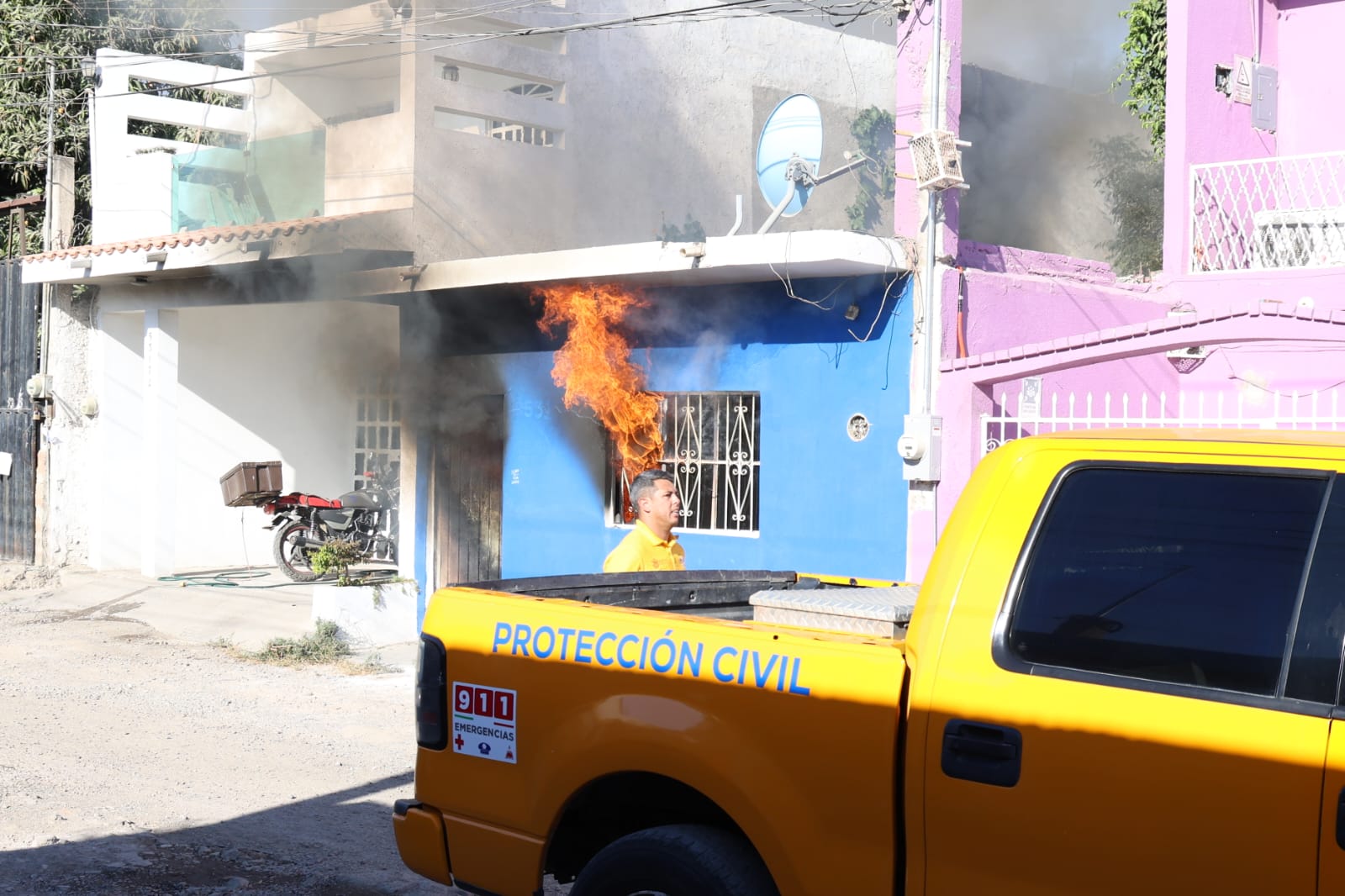 Incendio de vivienda en Mazatlán
