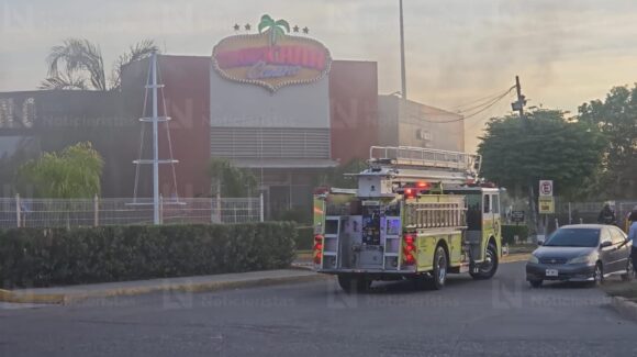 ¡De nuevo! Atacan e incendian el casino Tropicana en Culiacán, Sinaloa; hay al menos dos intoxicados