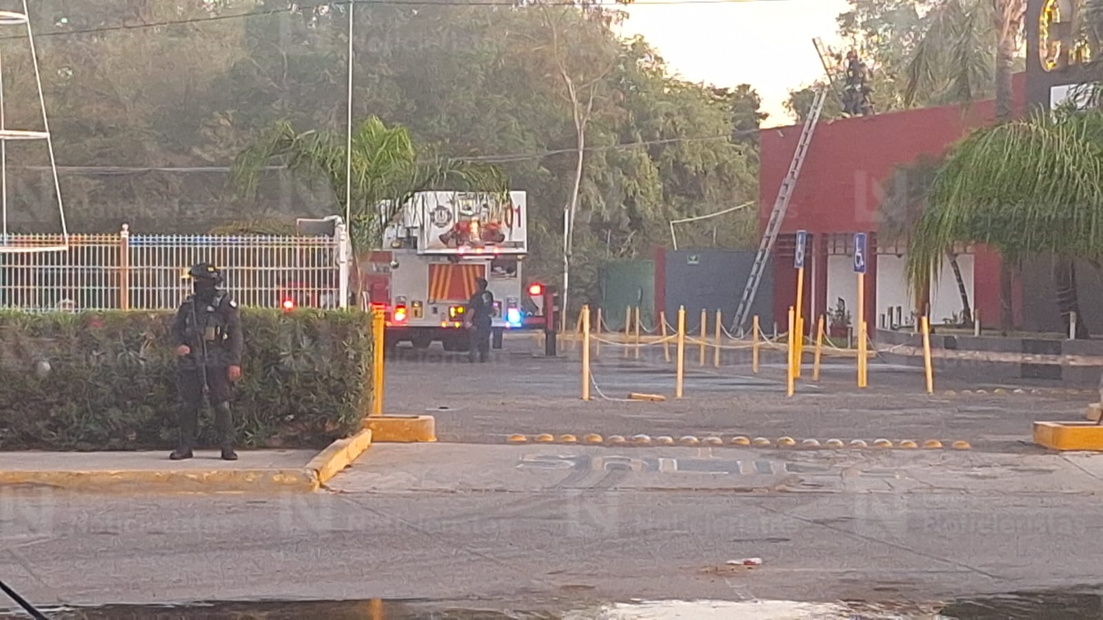 Incendian Casino Tropicana en Culiacán, Sin.