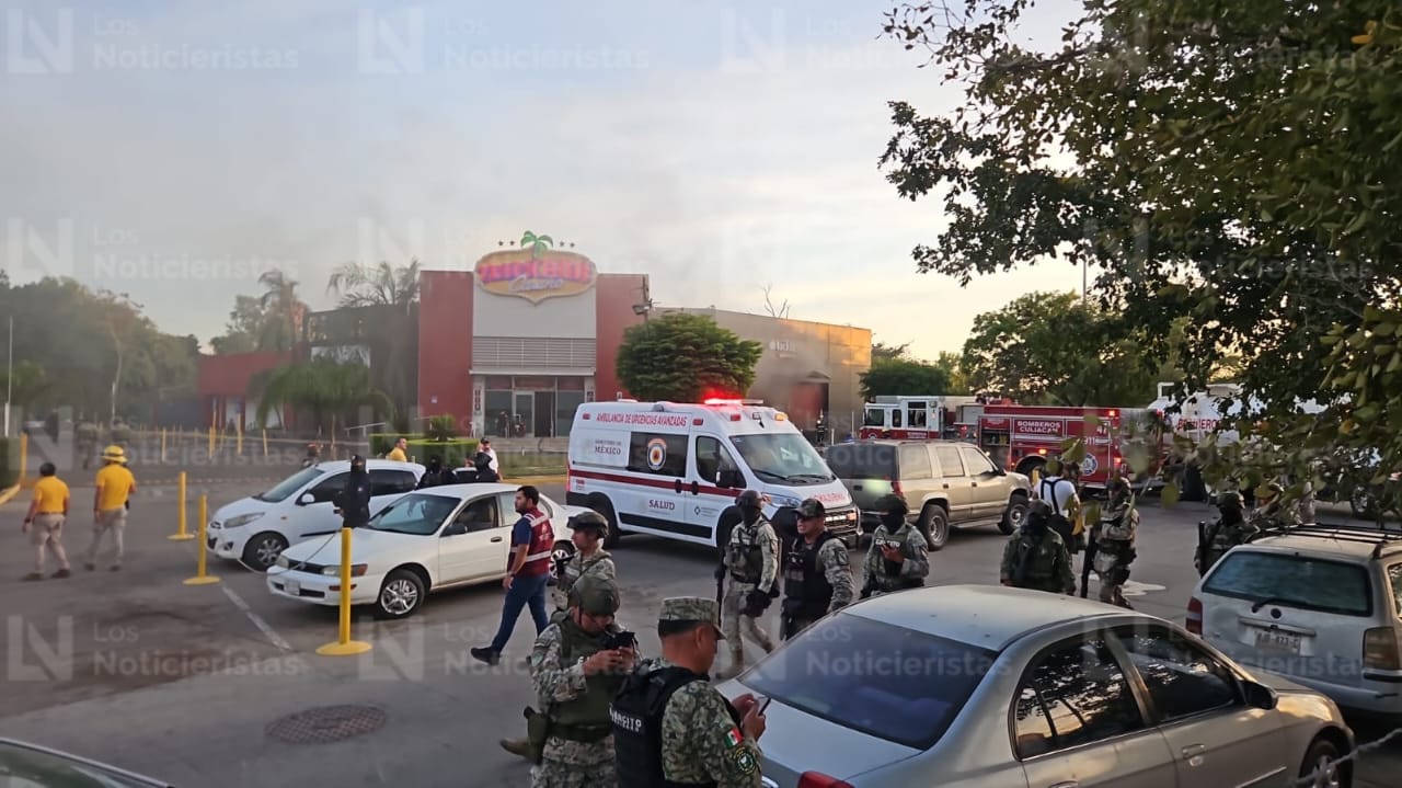 Incendian Casino Tropicana en Culiacán, Sin.