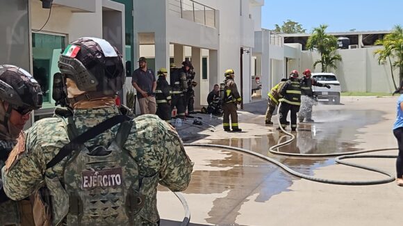 Incendio en residencia del sector Congreso del Estado moviliza cuerpos de emergencia; no hay lesionados