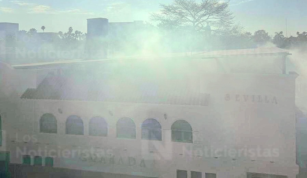 Incendio en restaurante V de Vaca en Los Mochis