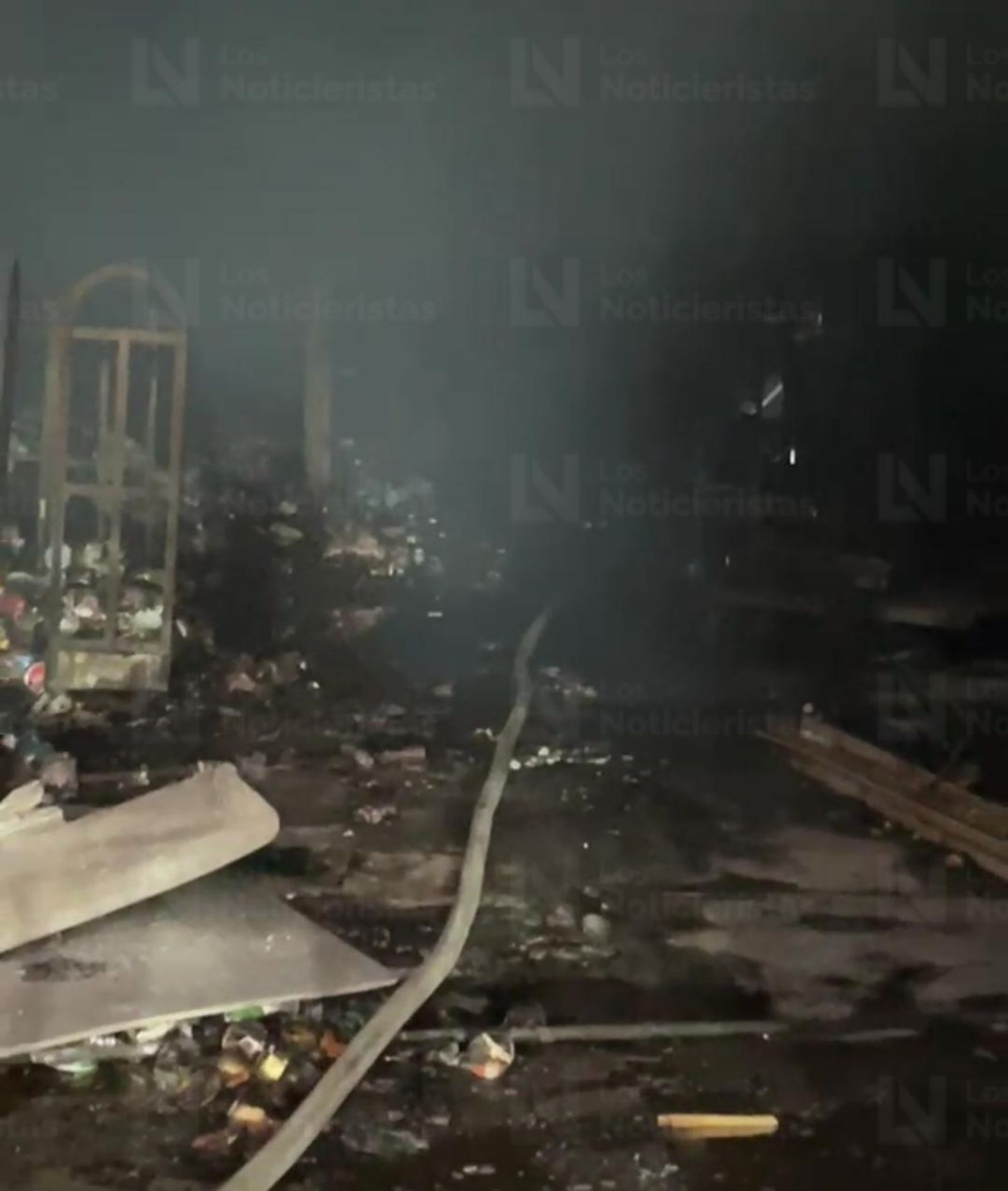 Daños de incendio en ´Plaza Fiesta de Los Mochis