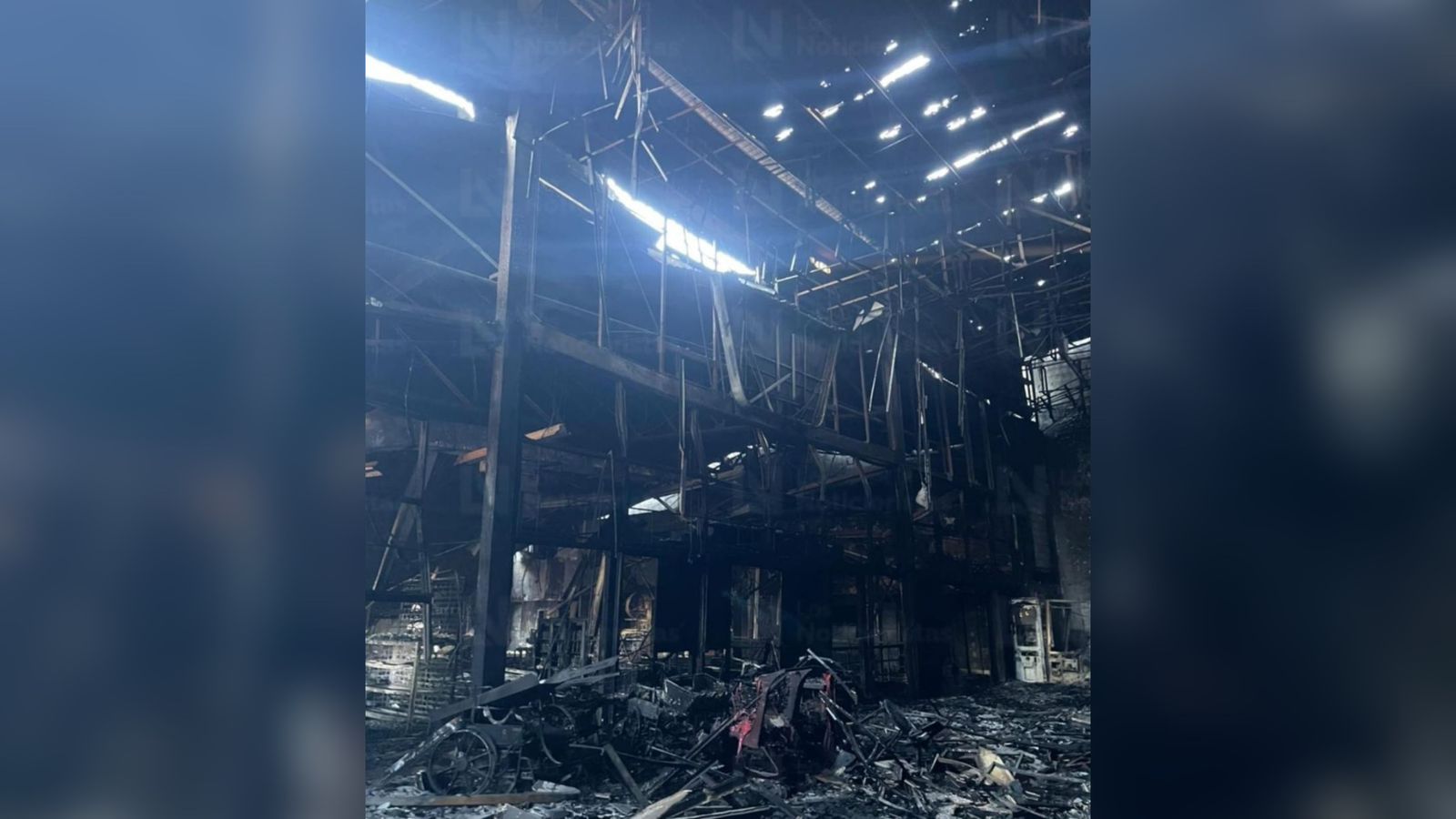 Incendio en Plaza Fiesta Las Palmas, en Los Mochis