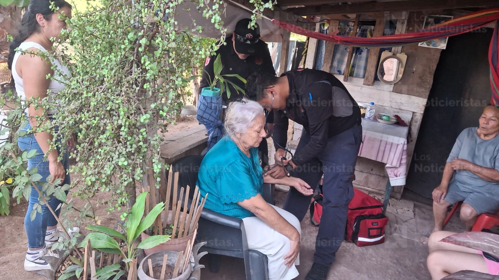 Se incendia taller de lanchas en Los Mochis
