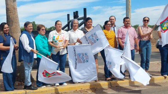 Después de años de solicitudes, arrancan instalación de luminarias LED en el bulevar Los Achires de Guamúchil, Sinaloa