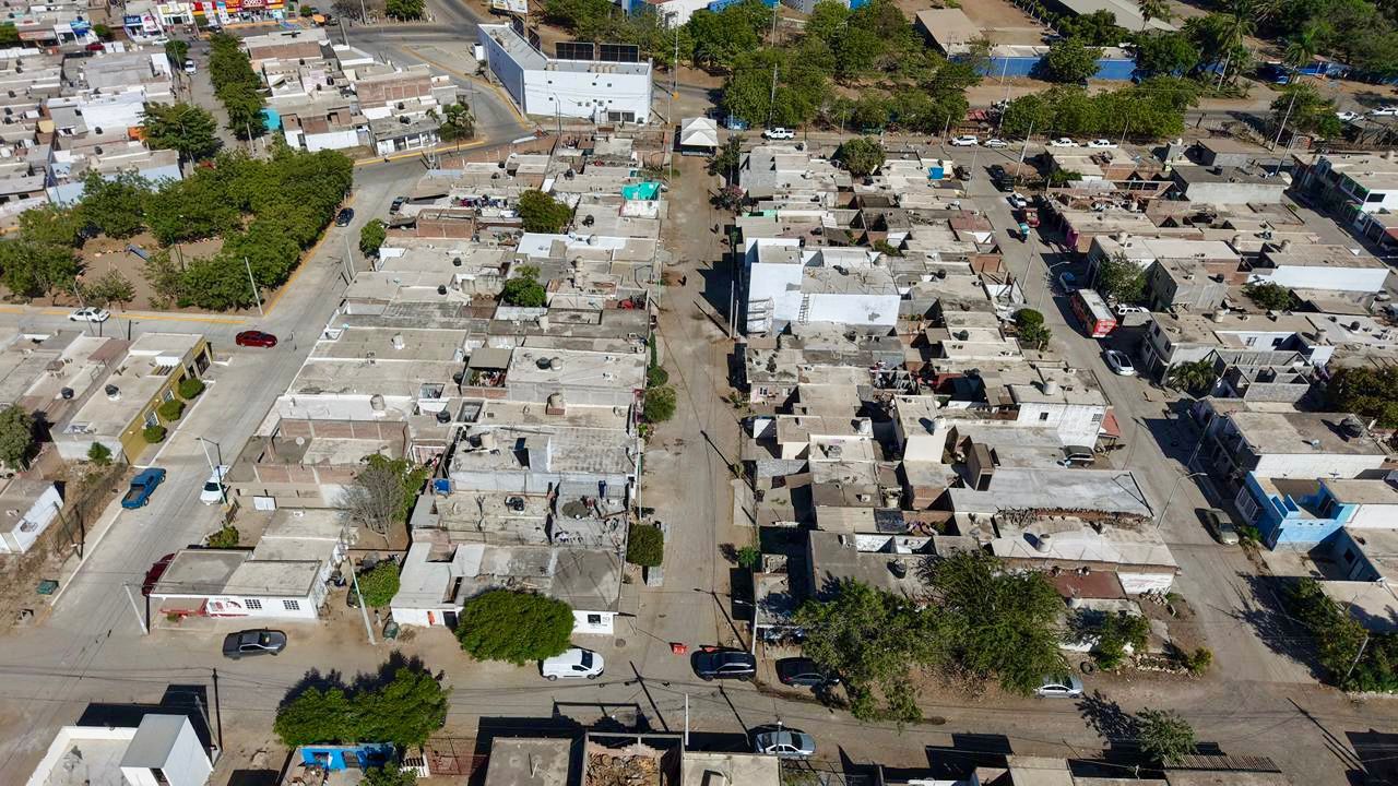 Inicia pavimentación y rehabilitación sanitaria en colonia El Progreso, en Mazatlán