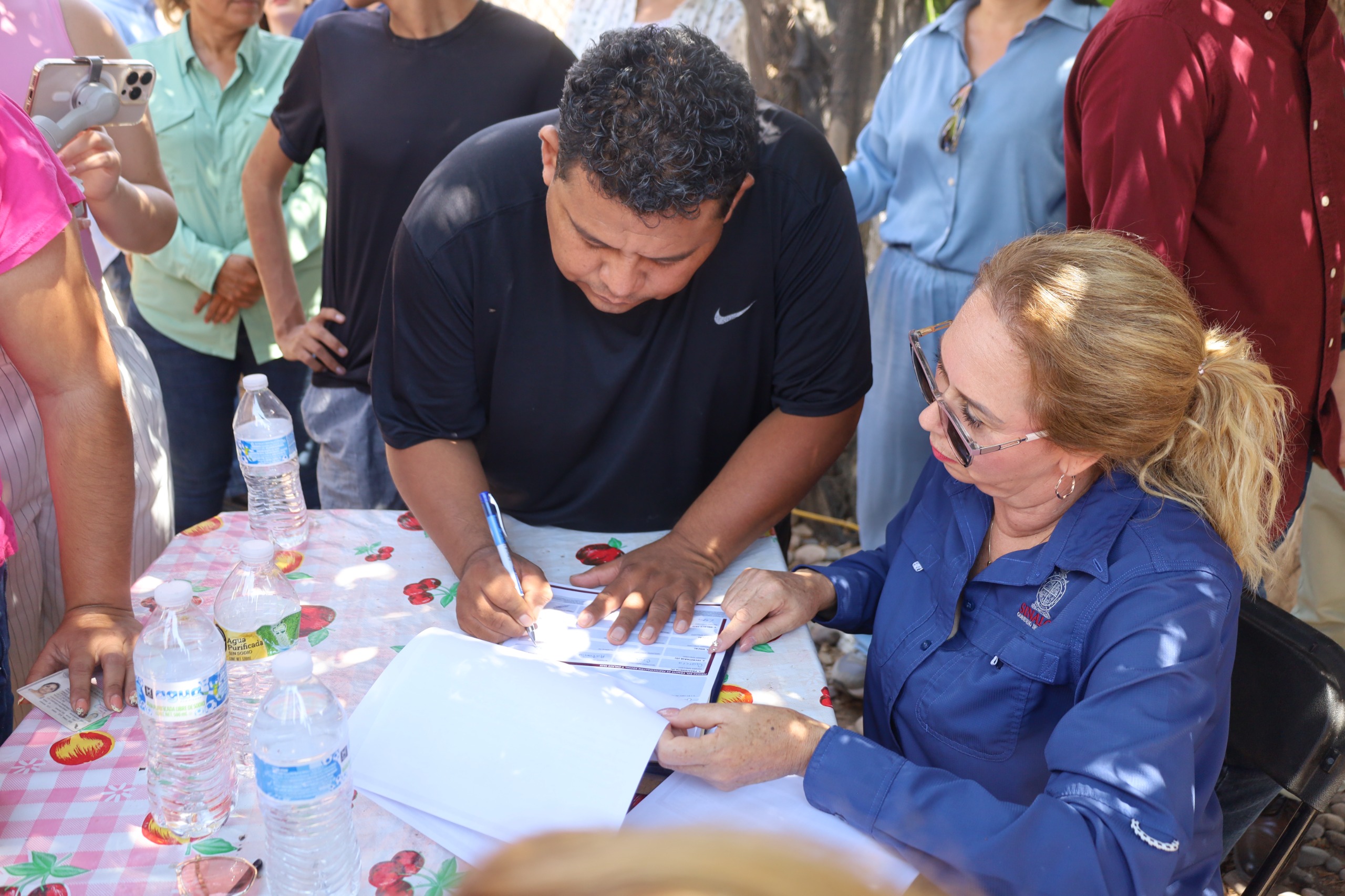 Autoridades dan inicio a obras de rehabilitación de drenaje en Villa Juárez, Navolato