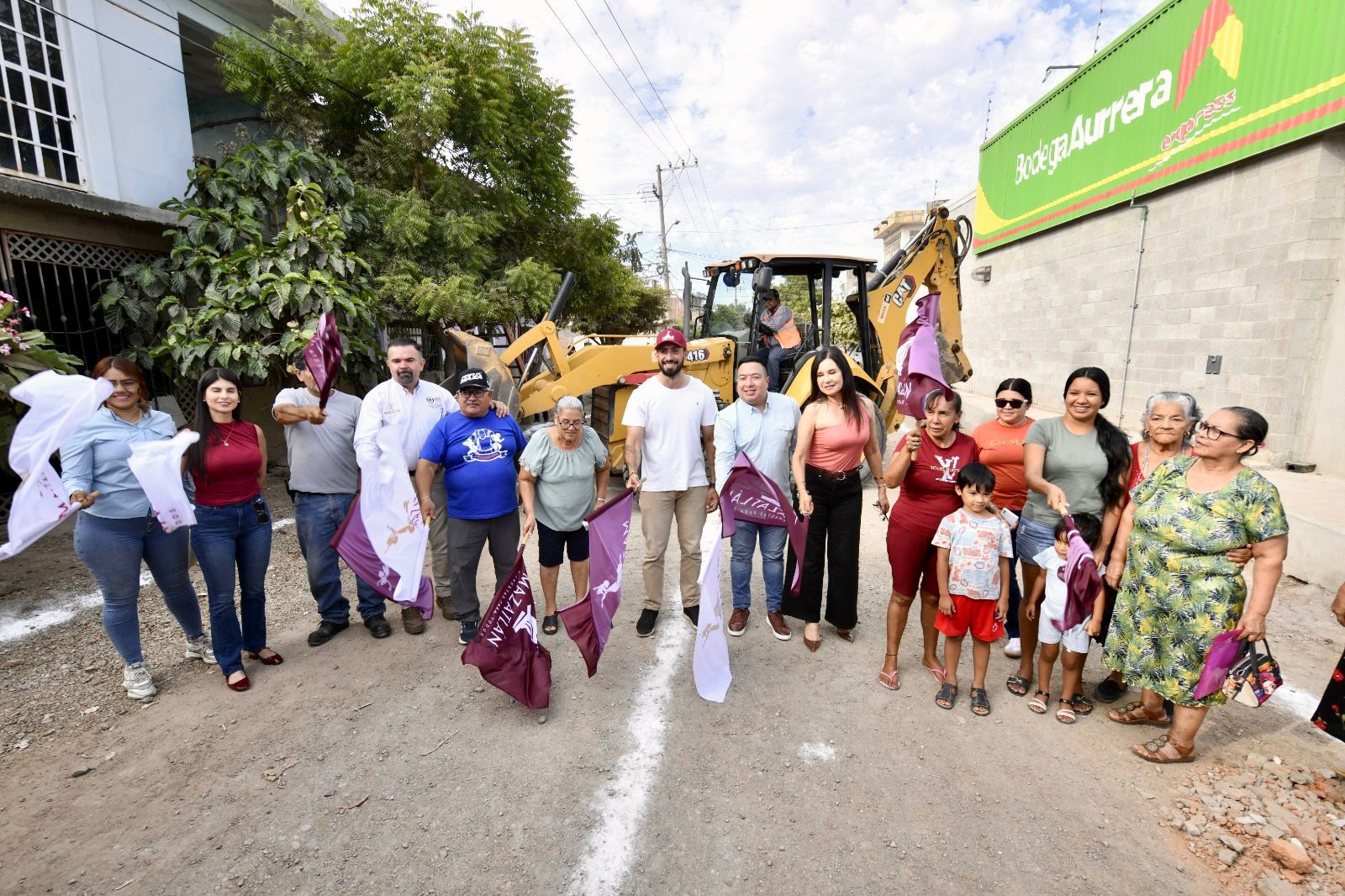 Inician pavimentación en la calle Deportista, Mazatlán