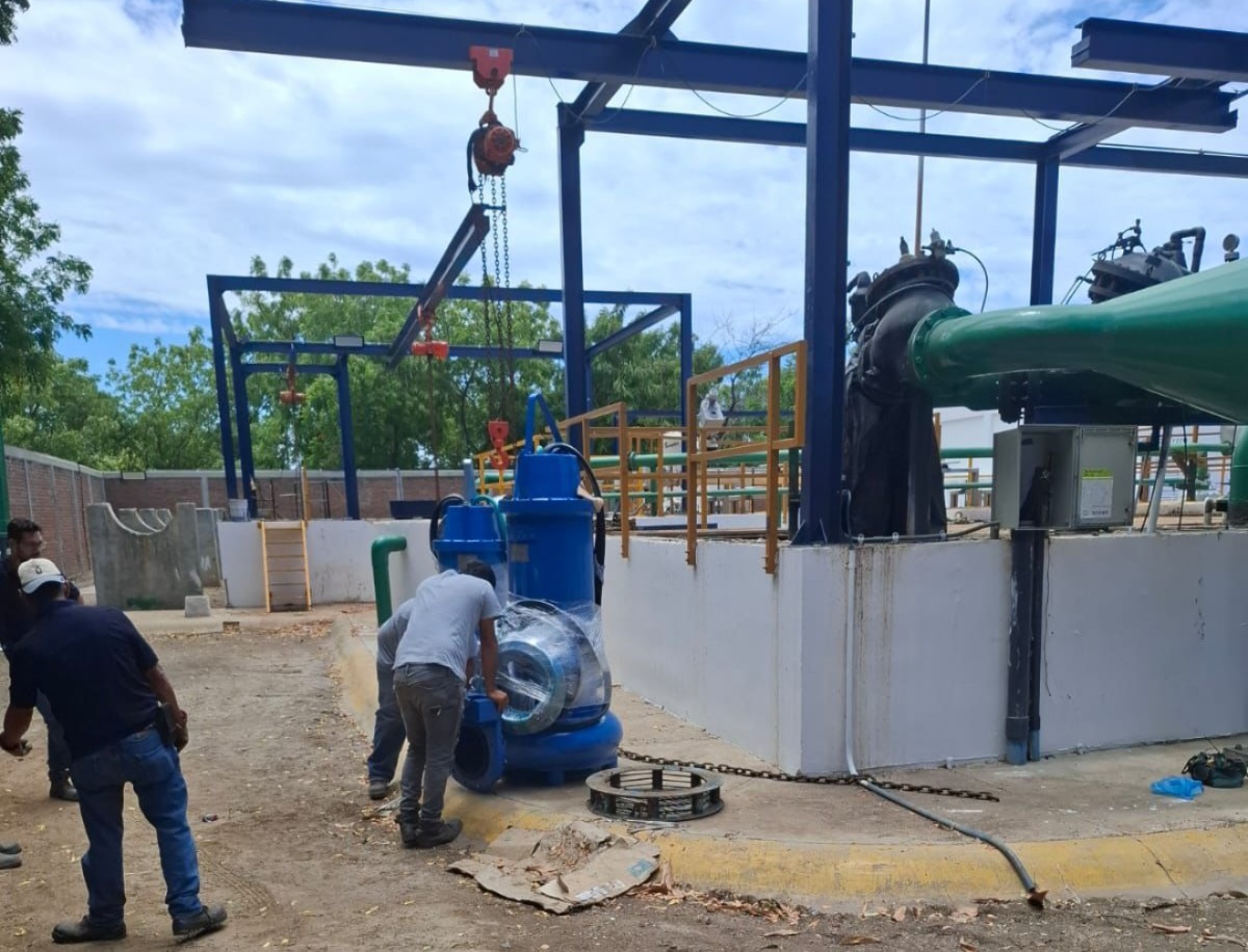 Instalan bombas en cárcamo del Atlántico, en Mazatlán