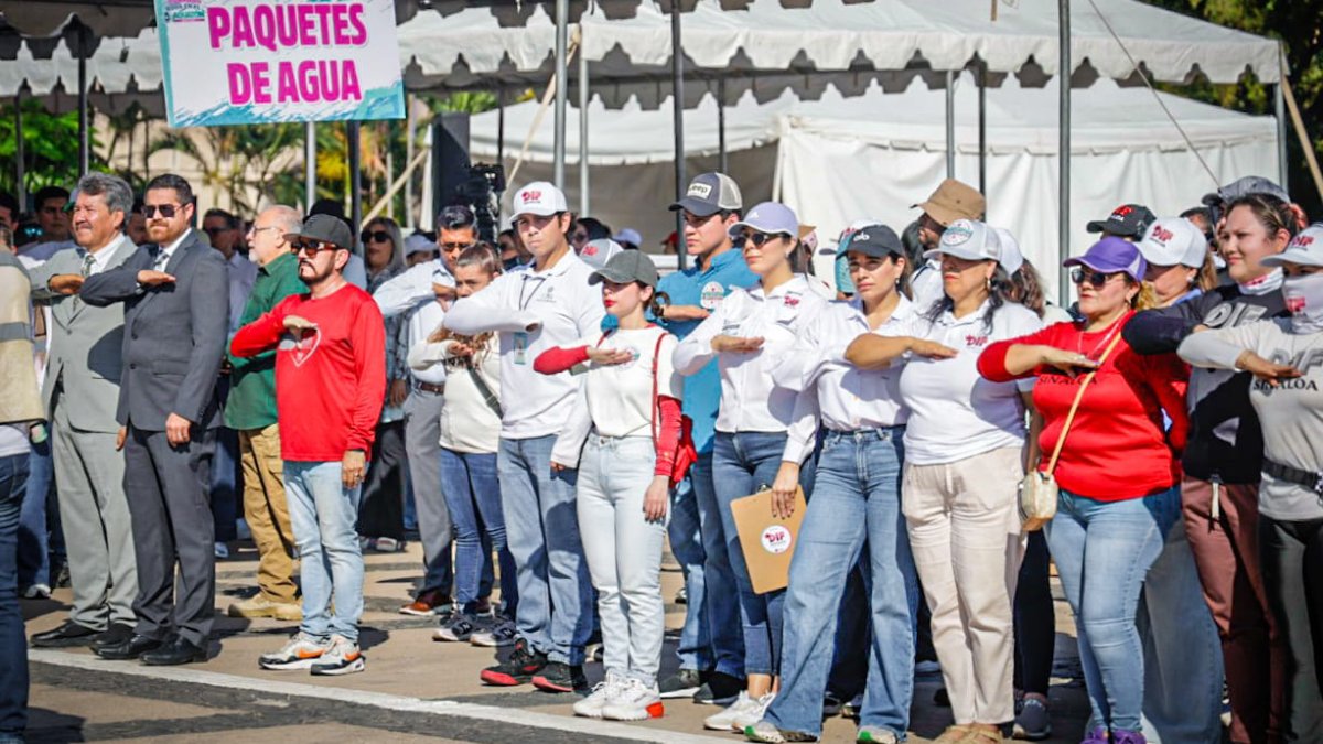 izamiento de bandera por 106 aniversario luctuoso de venustiano carranza culiacan saludo