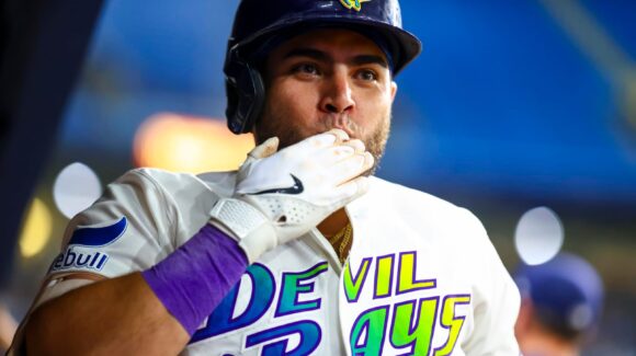 Jonathan Aranda suma su onceavo home run; Paredes llega a 500 hits en MLB