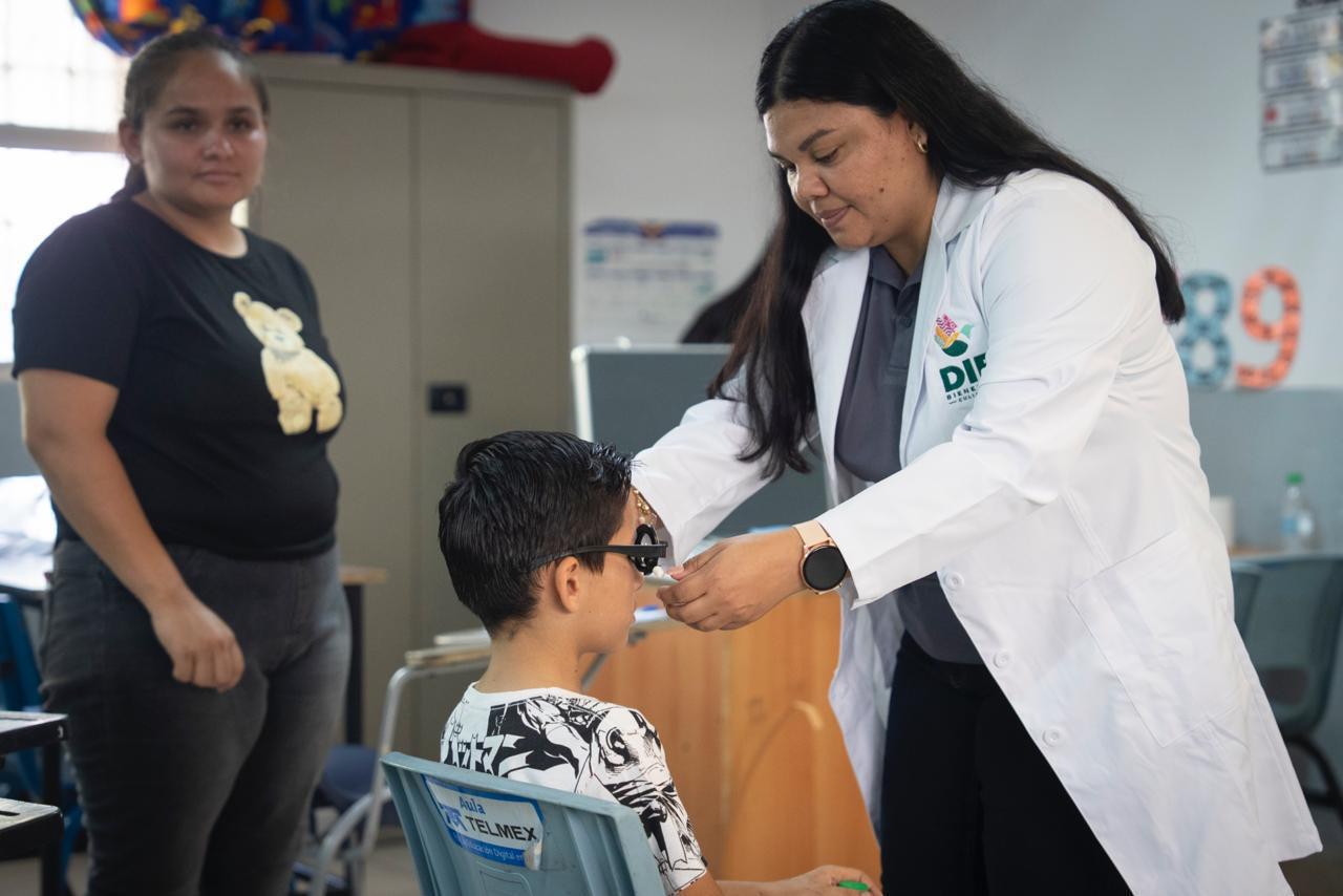 Jornada de Salud y Servicios en Los Huertos, en Culiacán