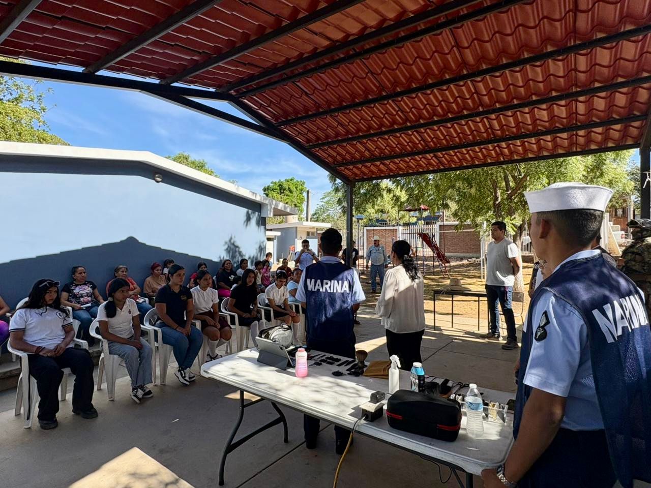 Jornada médica en zona rural de Mazatlán