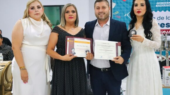 Alcalde de Badiraguato celebra a maestras y maestros en su día; reitera compromiso con la educación
