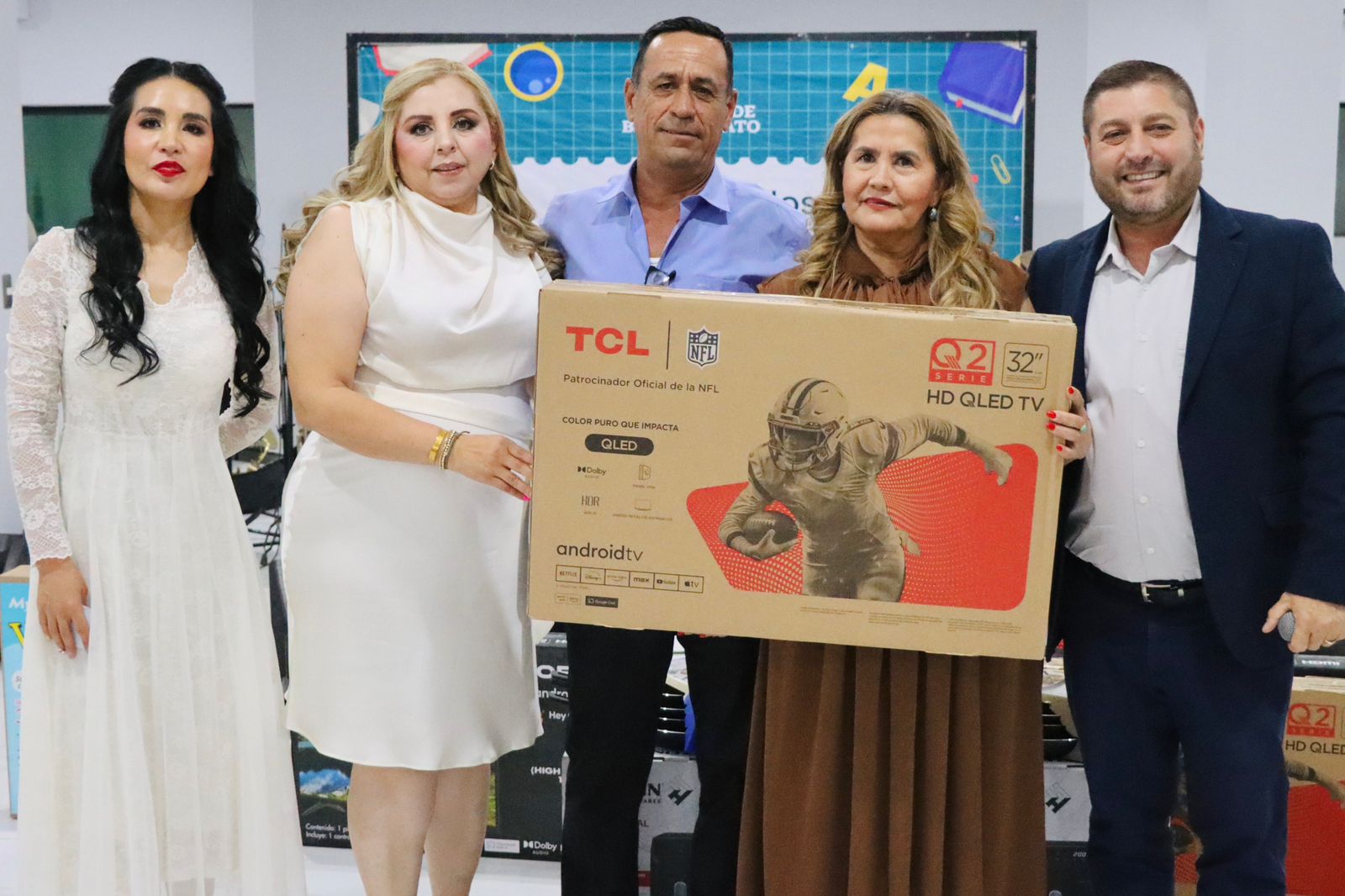 José Paz López Elenes celebra a maestras y maestros en su día