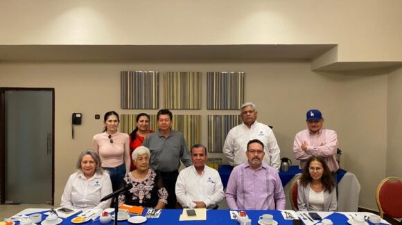 Dispuestos jubilados de la UAS a salir a las calles a protestar, exigen al gobierno federal la entrega de recursos