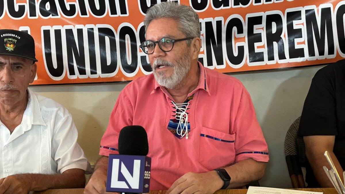 jubilados y trabajadores de la uas estallan contra la reingenieria en mazatlan trabajador