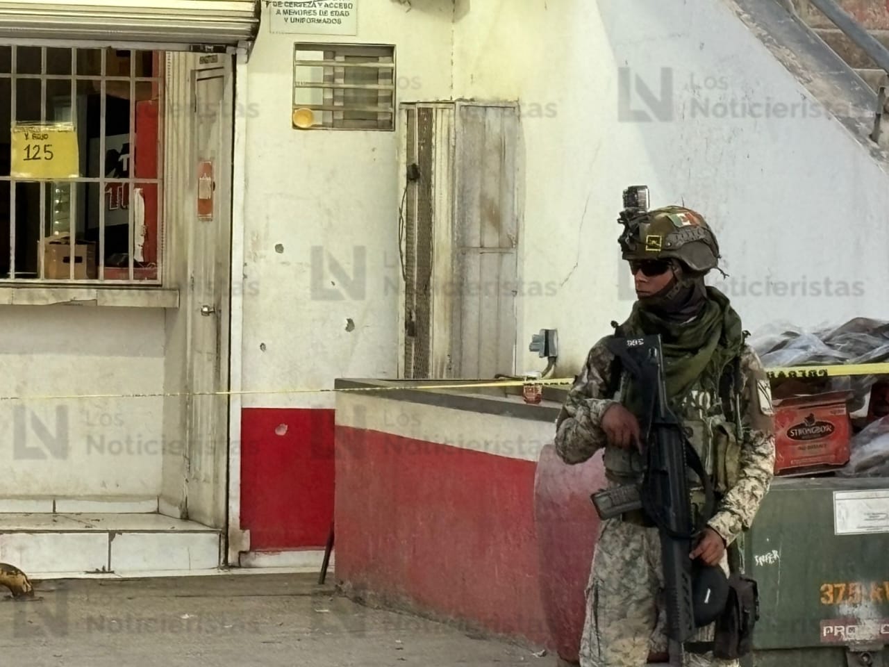 Elementos del Ejército resguardan la escena del crimen