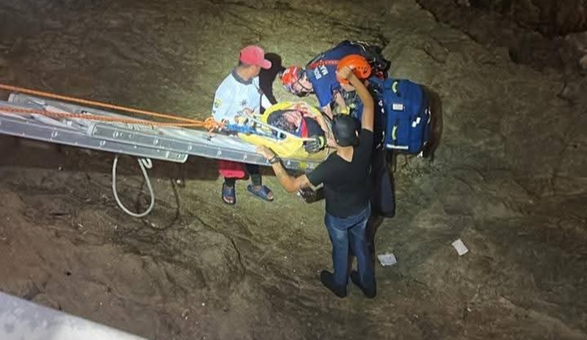 Lesionado al caer a zona rocosa del Malecón de Mazatlán