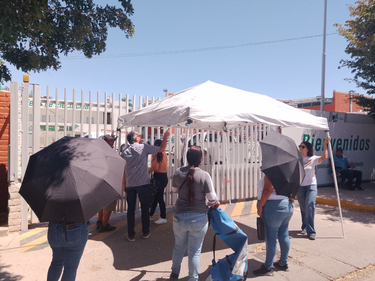 'Levantan' bloqueo en oficinas