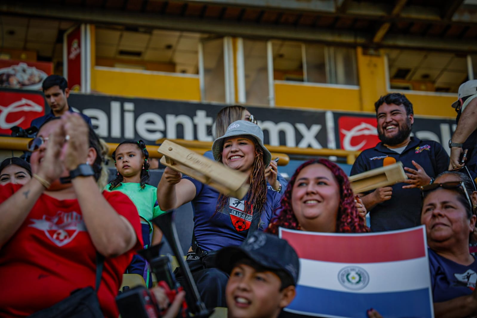 Madres de familia apoyan a sus hijos en el Mundialito Culiacán 2026