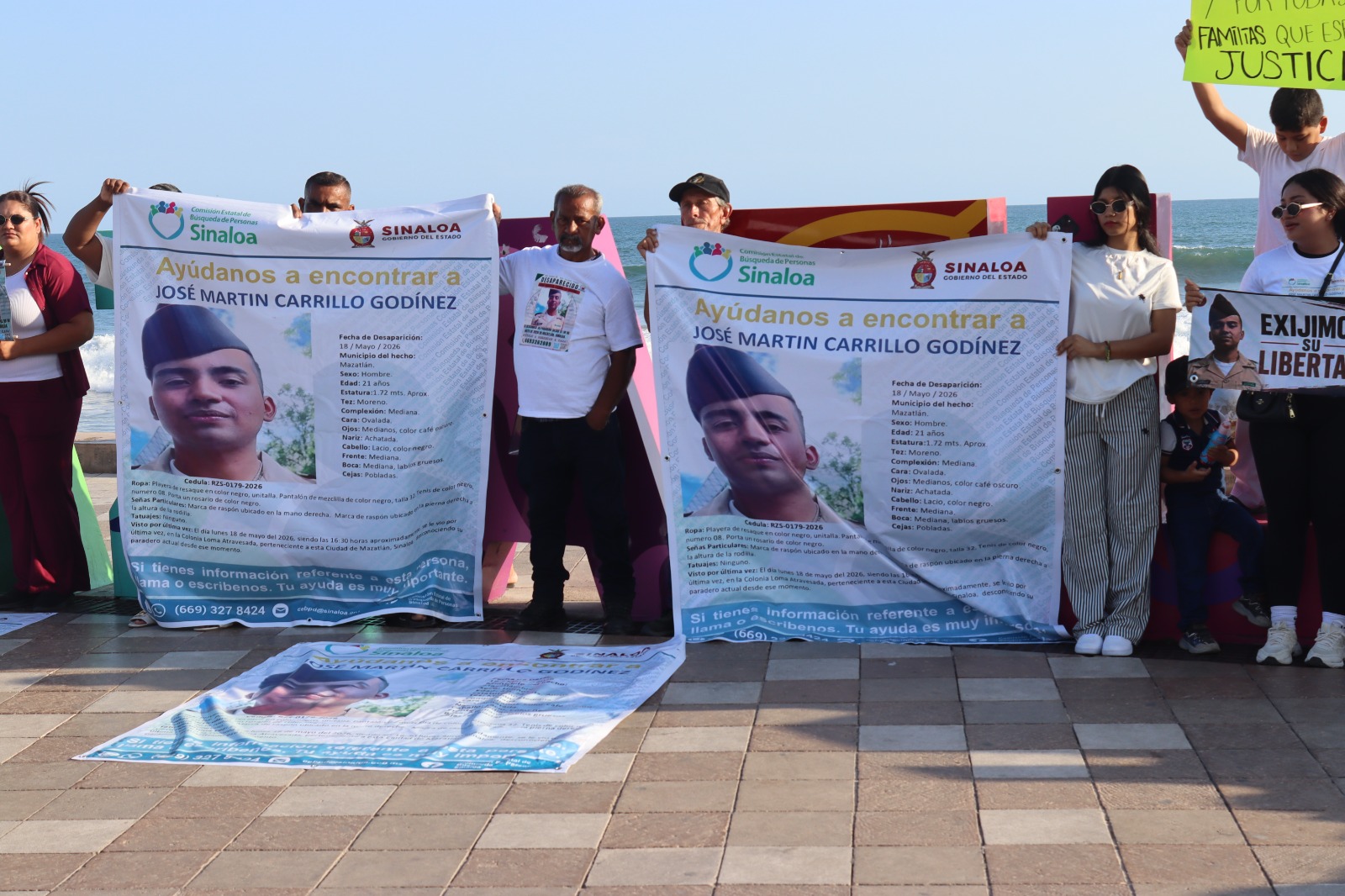 Manifestación por desaparición de José Martín Carrillo Godínez, en Mazatlán