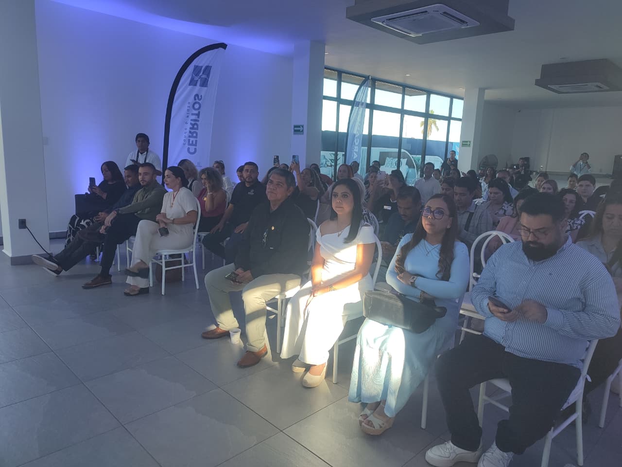 María José Salazar imparte plática desde Hersa Corporativo, en Mazatlán