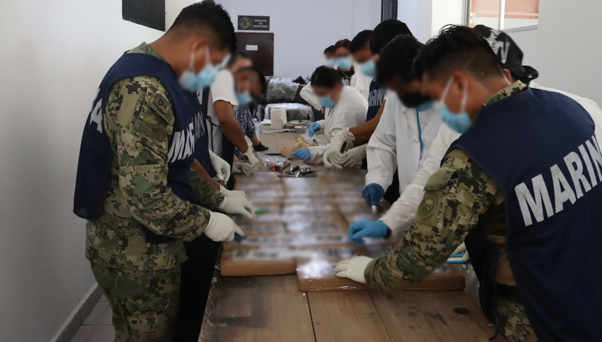 Aseguramiento de bultos de drogas en Chiapas, por la Marina