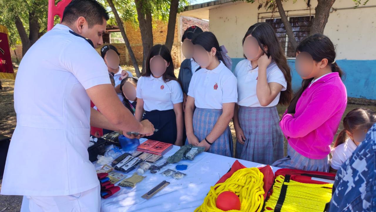 Marina lleva salud y apoyo social a colonias vulnerables de Mazatlán