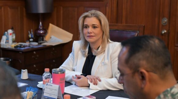 ‘Dando la cara’, gobernadora de Chihuahua comparecerá ante la FGR, por presencia de agentes de EU en operativo local