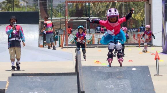 Mazatlán, Sinaloa rueda hacia la cima; más de 500 patinadores toman el puerto en el Roller Fest 2026