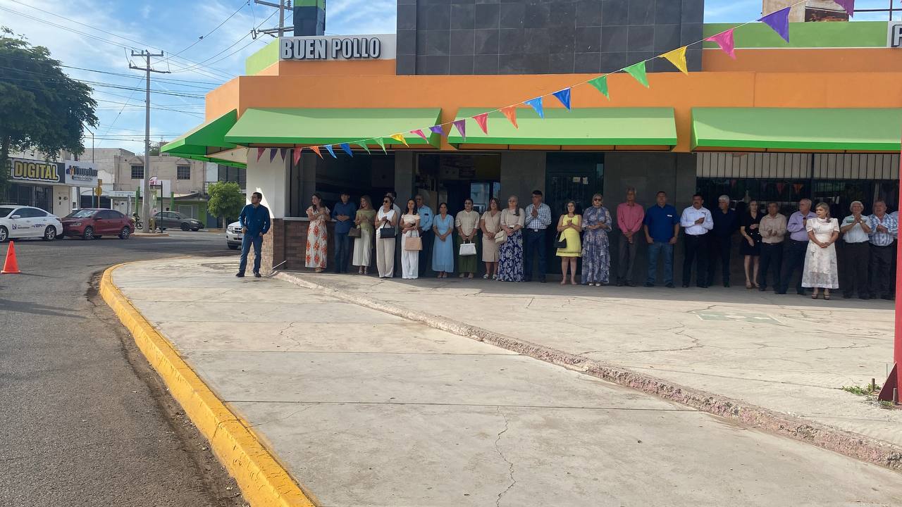 Entrega de medalla Rafael Ramírez 40