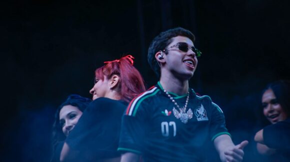 Adrián Cota y Kevin AMF hacen cantar a más de 11 mil ‘culichis’ en concierto de inauguración del Mundialito