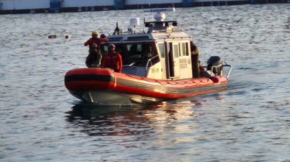 ¡Flotando en altamar! Hallan paquetes de cocaína en las costas de Oaxaca