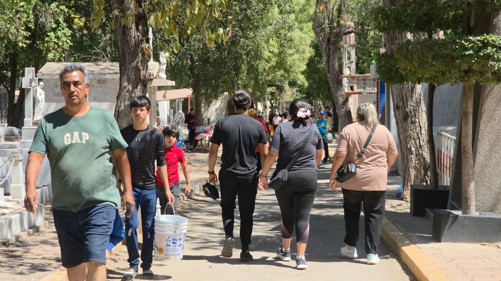 Panteón de Culiacán en Día de las Madres