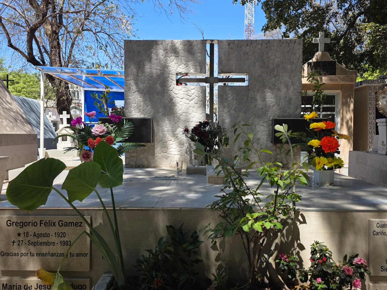 Panteón de Culiacán en Día de las Madres