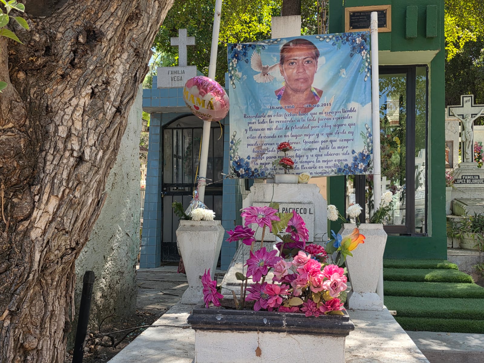 Panteón de Culiacán en Día de las Madres