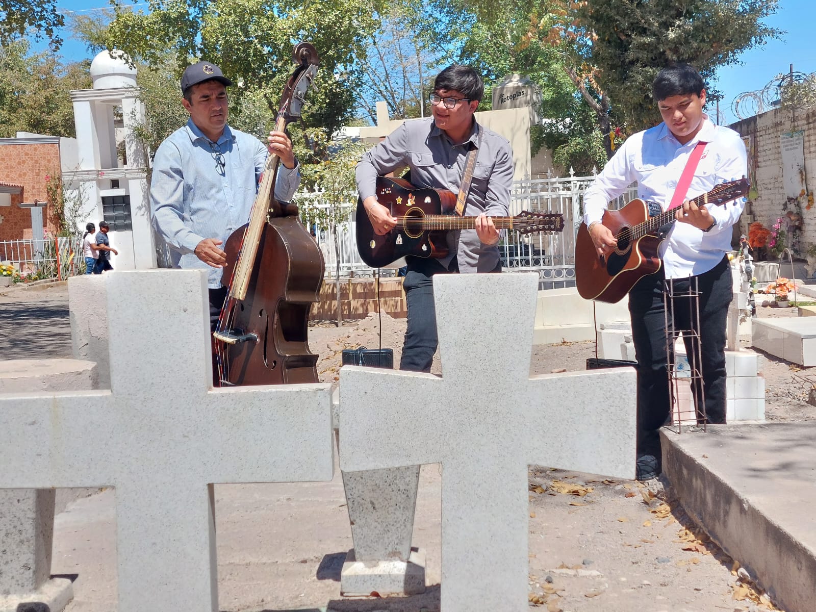 Panteón de Guamúchil