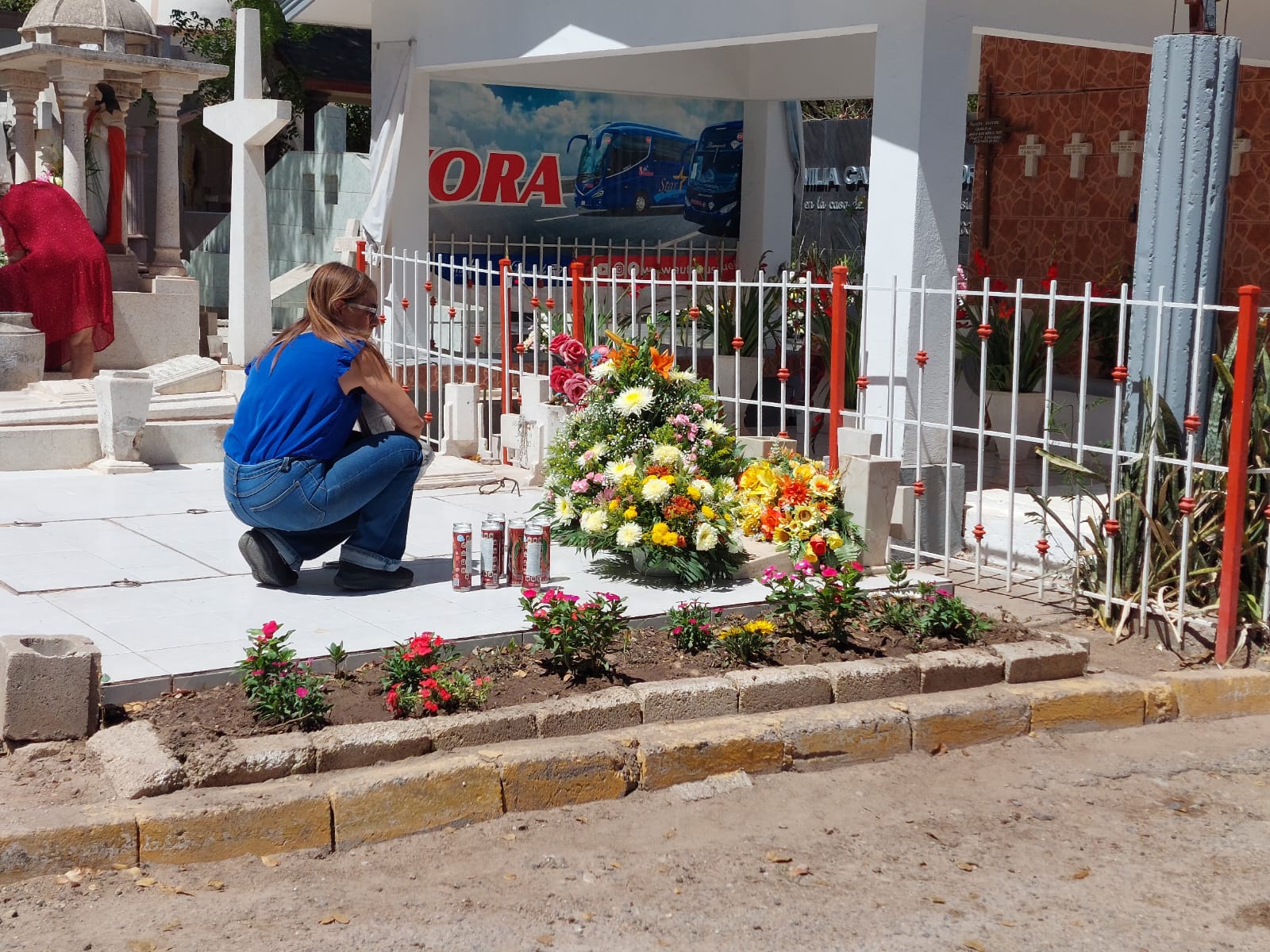 Panteón de Guamúchil