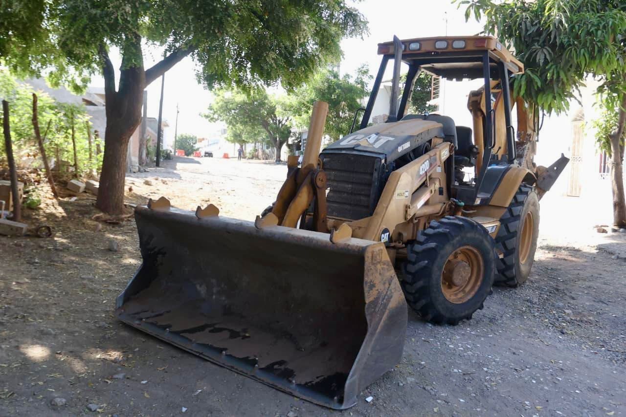 Pavimentación de calles en Valles del Ejido, Mazatlán