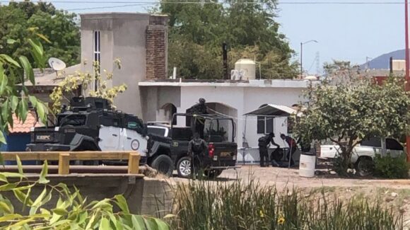 Reportan persecuciones a balazos en calles de la comunidad de Palmitas en Angostura, Sinaloa