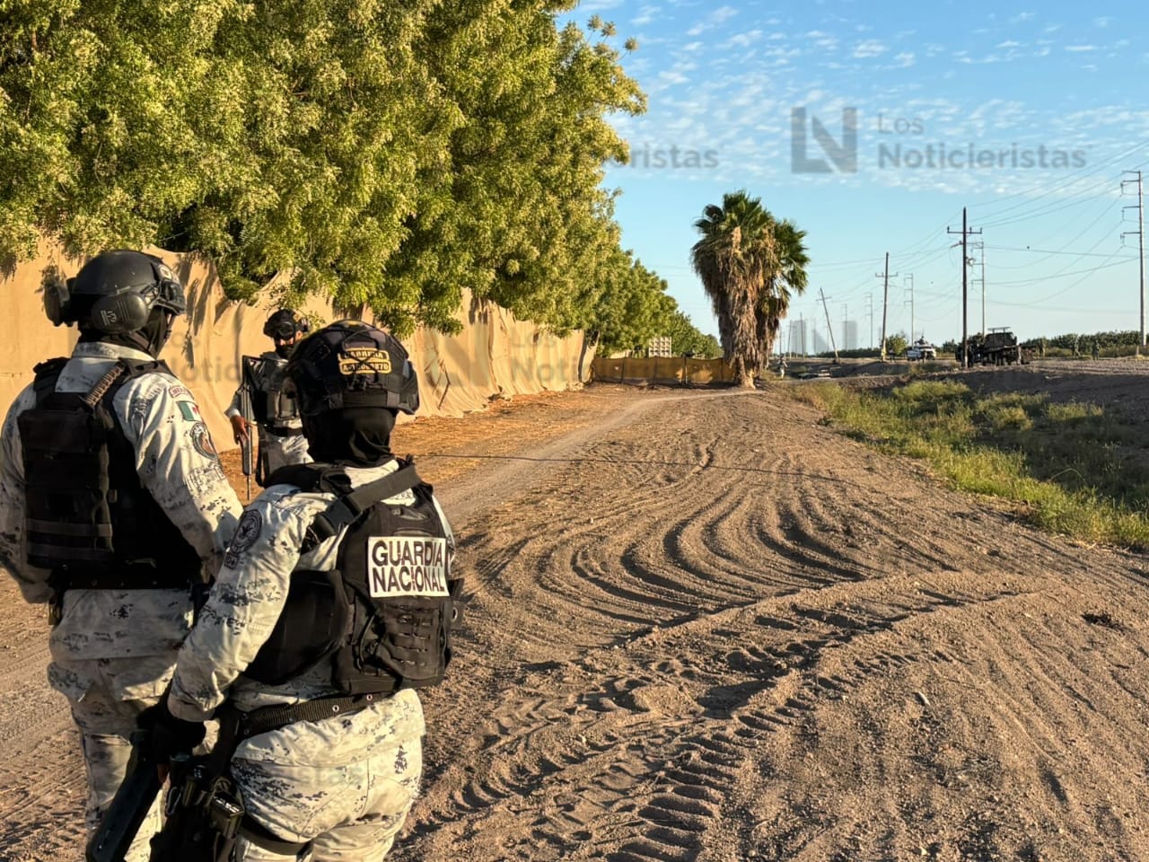 Persecución a balazos entre militares y delincuentes en Villa Juárez, Navolato