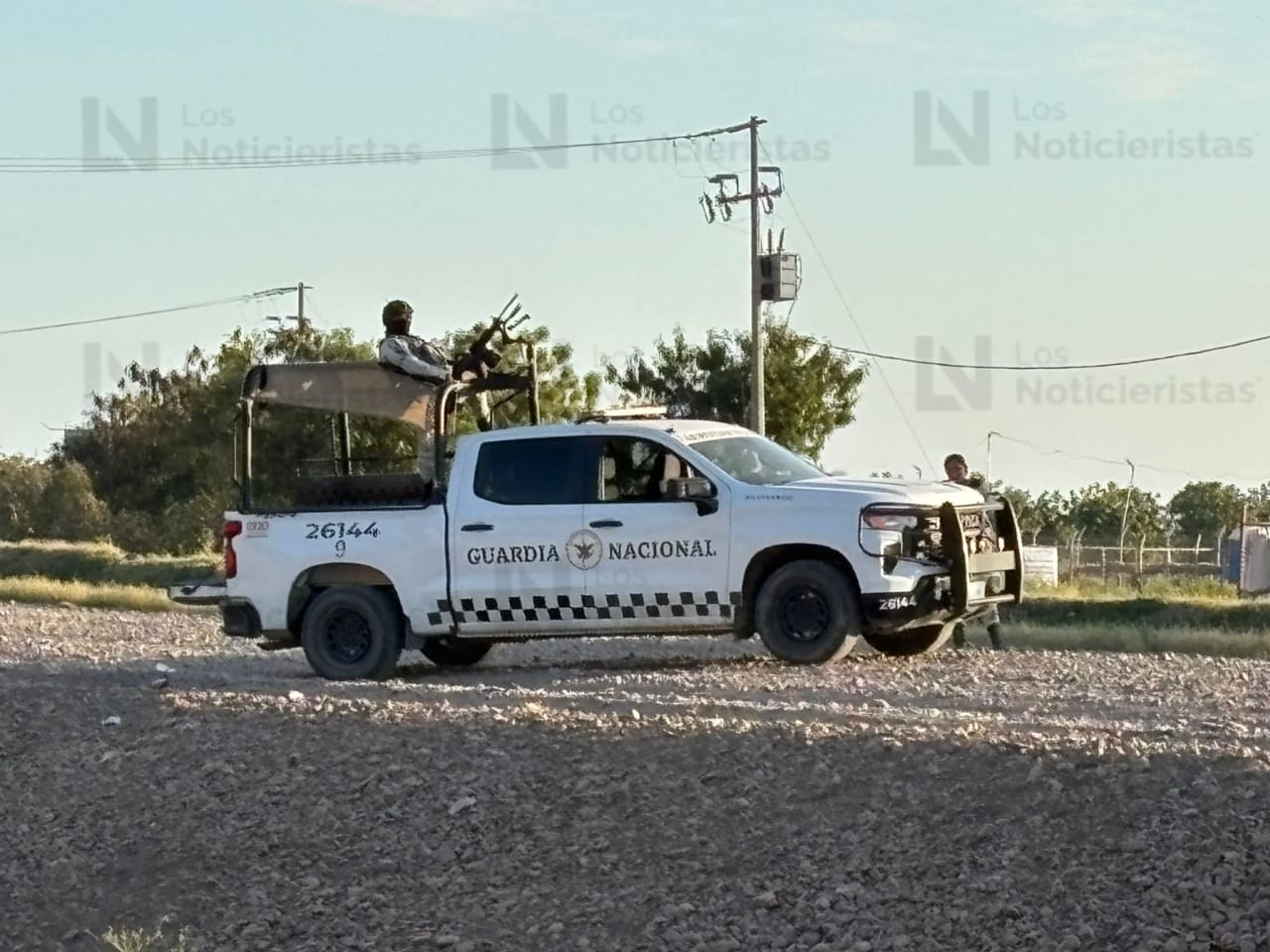 Persecución a balazos entre militares y delincuentes en Villa Juárez, Navolato