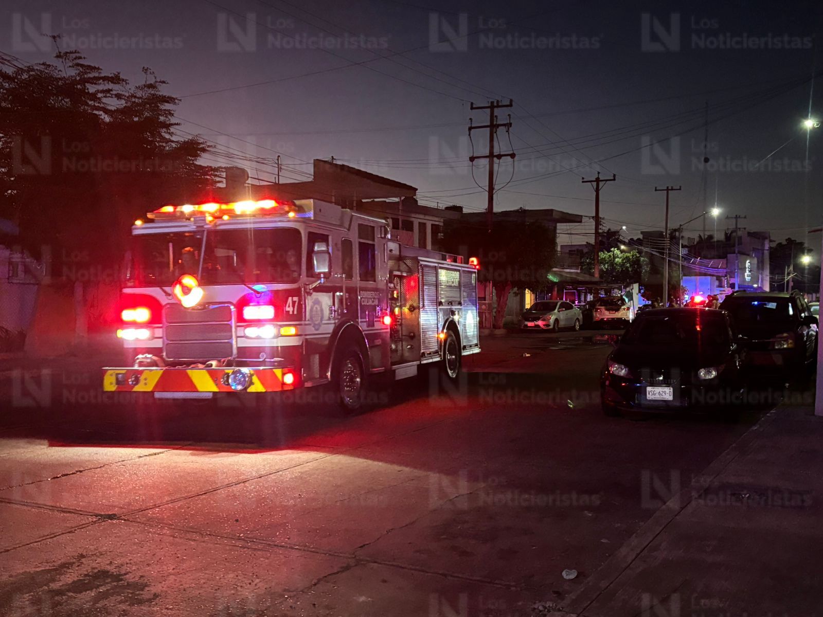 Bomberos acudió en apoyo al lugar